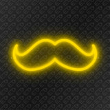 moustache-jaune