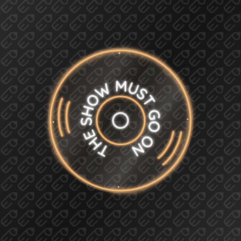 showmustgoon1