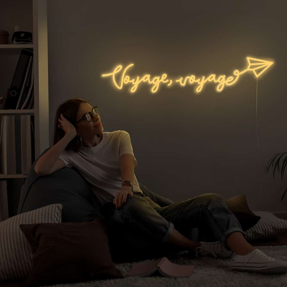 neon-voyage-environnement